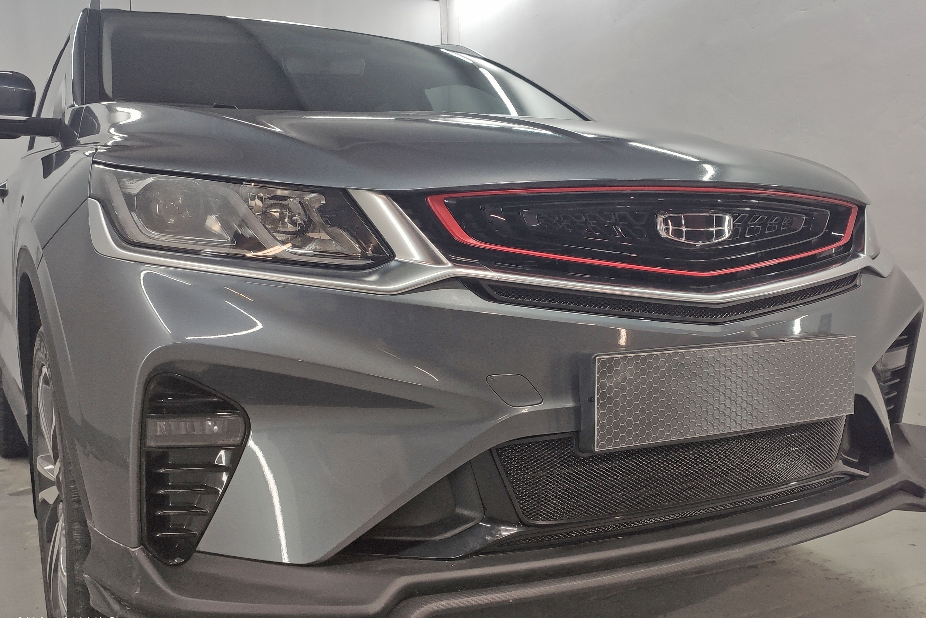 Защитная сетка радиатора центр для Belgee X50 I