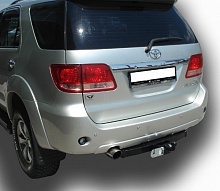 Фаркоп Leader с типом шара F для Toyota Fortuner I Рестайлинг 2